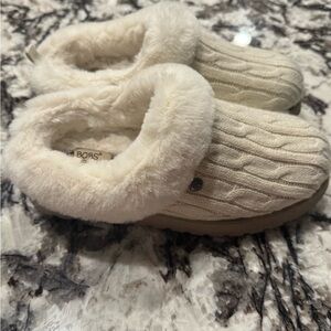 Skechers BOBS Plush Cream Slippers